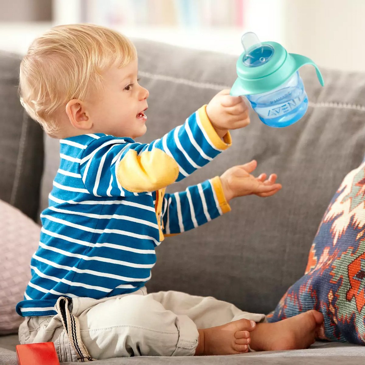 Philips Avent - Spout Cup 6 Months + - Blue - Nesh Kids Store